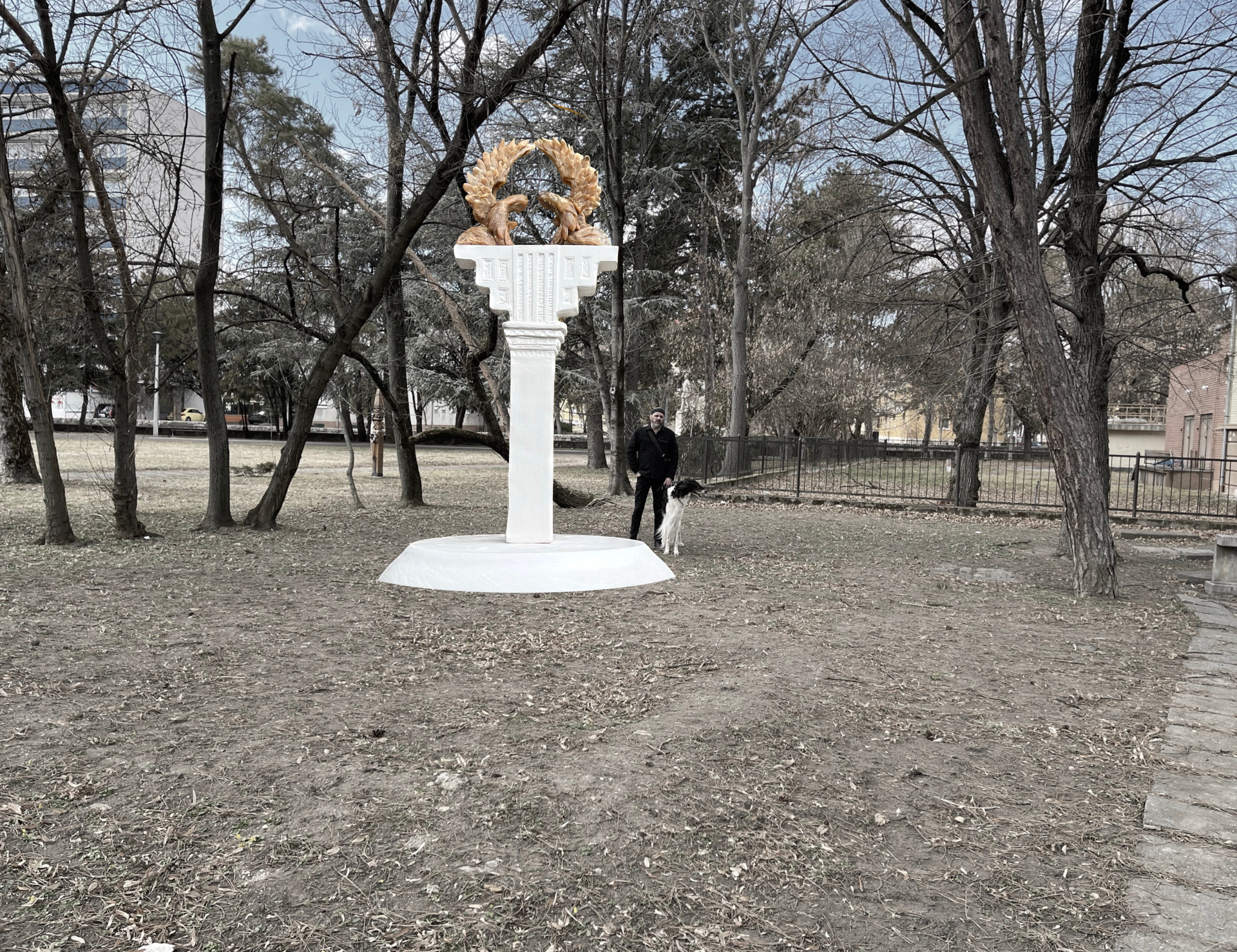 Halasy Csilla Holokauszt-emlékliget szobrterve 1. változat  Eger, Petőfi tér sarka